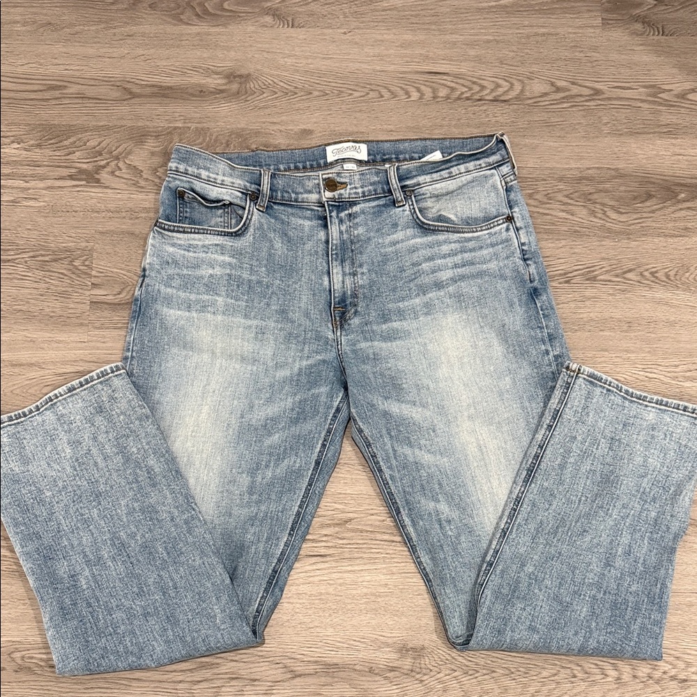 Tecovas Men’s Light Blue Straight Jeans